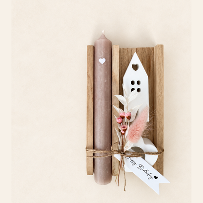 Geburtstagsgeschenk mit Kerze, Häuschen & Trockenblumen