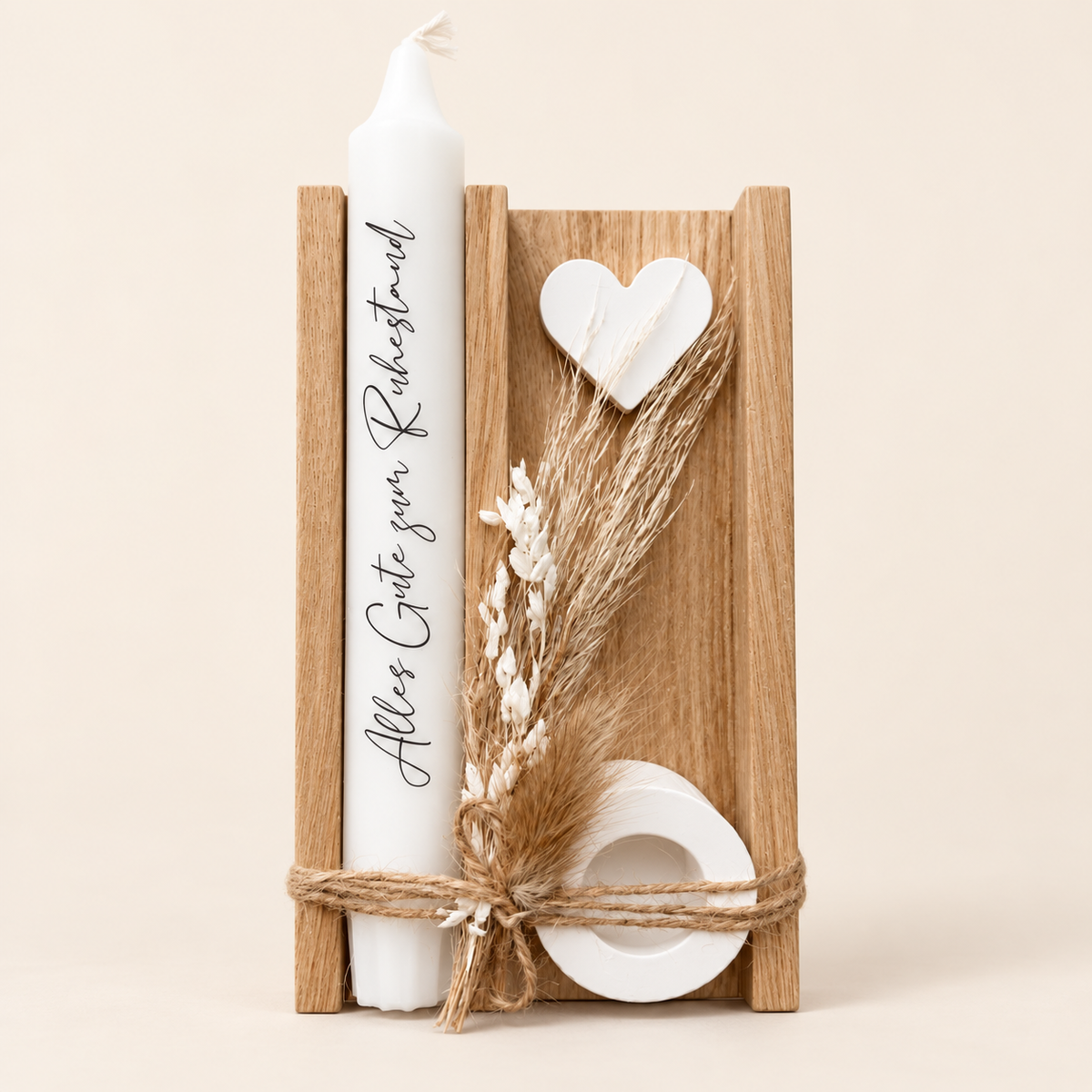 Geschenk zum Ruhestand mit Kerze und Trockenblumen