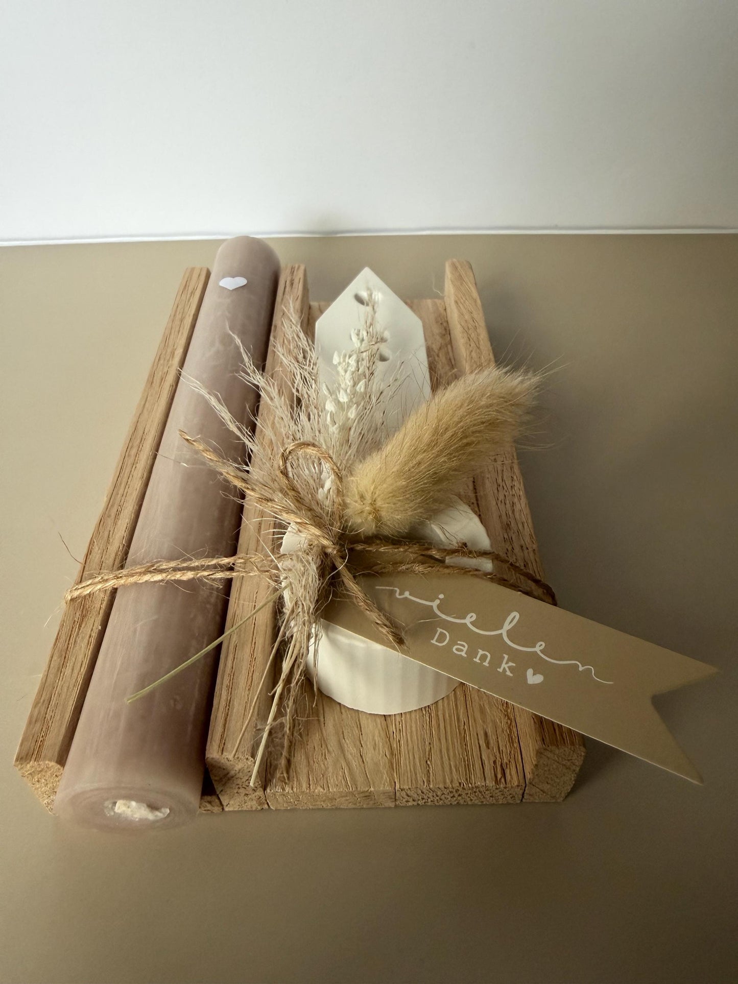 Dankeschön Geschenk Set - Handgemacht aus Eichenholz, Kerze und Trockenblumen – Perfektes Geschenk für Freundin, Kollegen und Familie