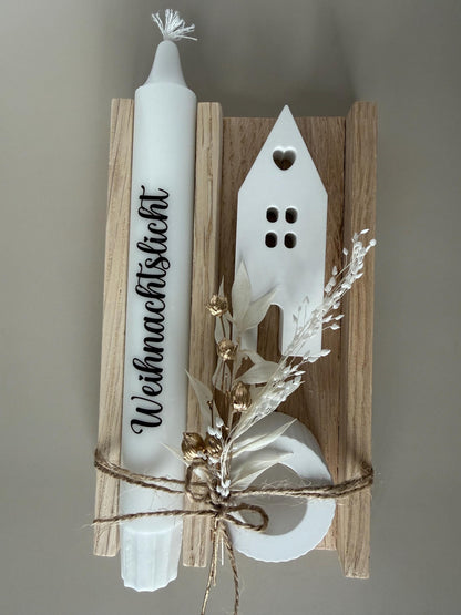 Weihnachtsgeschenk aus Eichenholz mit Spruchkerze und Haus