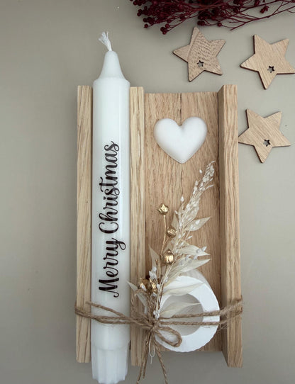 Weihnachtsgeschenk mit Kerze Merry Christmas und Herz